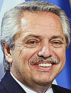 Alberto Fernández Sonriendo — Argentina Politics meme