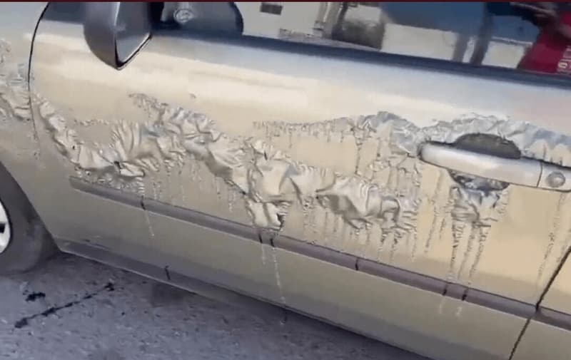 Este es el colmo, que se puede hacer? — meme de Cursed Car