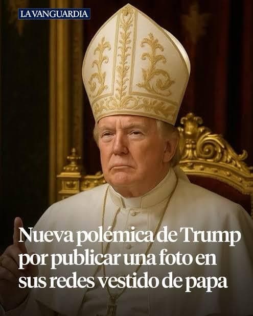 Fake News Muestra a Trump Vestido de Papa — meme de Political Satire Photoshop