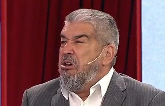 Es una locura, esta demente — meme de Reaction