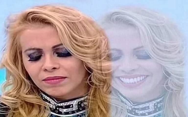 Llorando por dentro, sonriendo por fuera — meme de Reaction