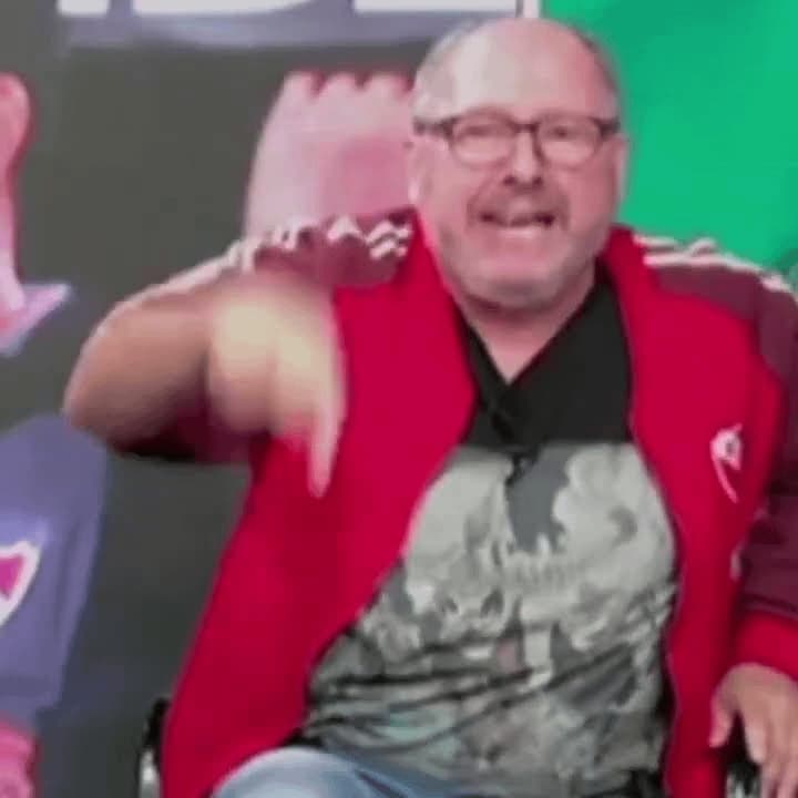 El Gordo Dan Pointing — meme de Reaction