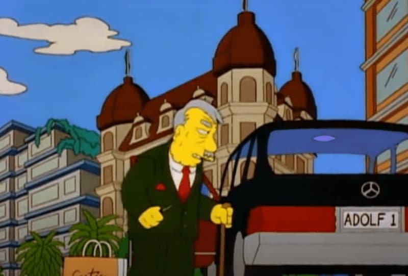 Anoche fui a cargar nafta y me encontré con una patente para el que usas colecciona — meme de Simpsons